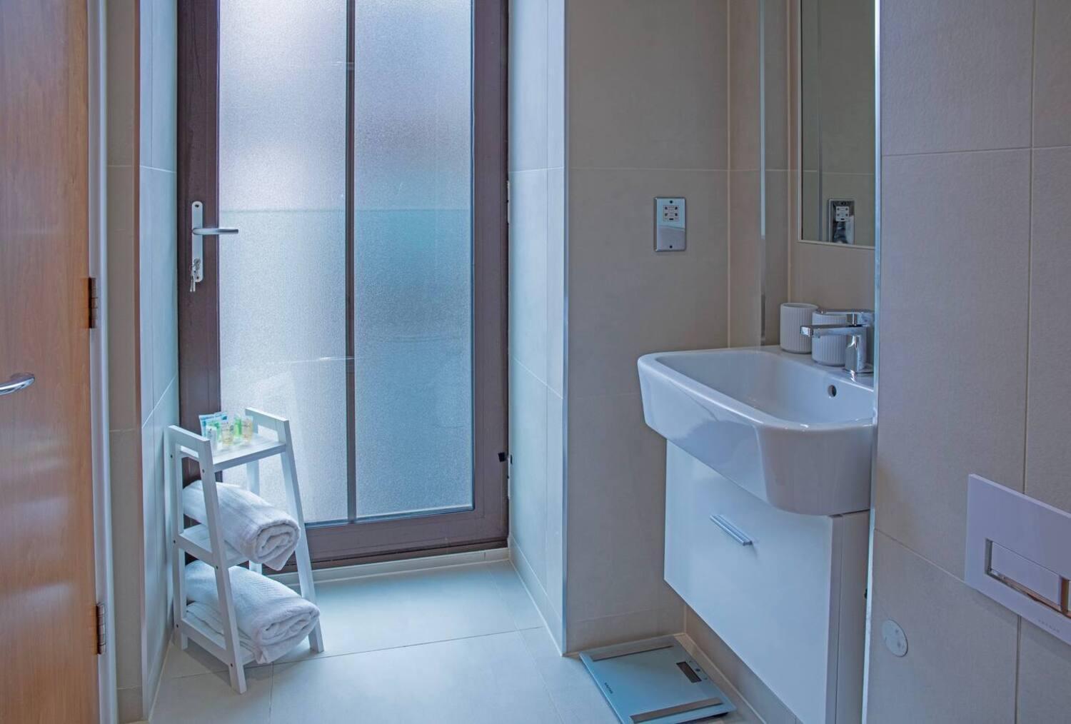 Westminster 2 Bed 2 Bath Apartment London Ngoại thất bức ảnh